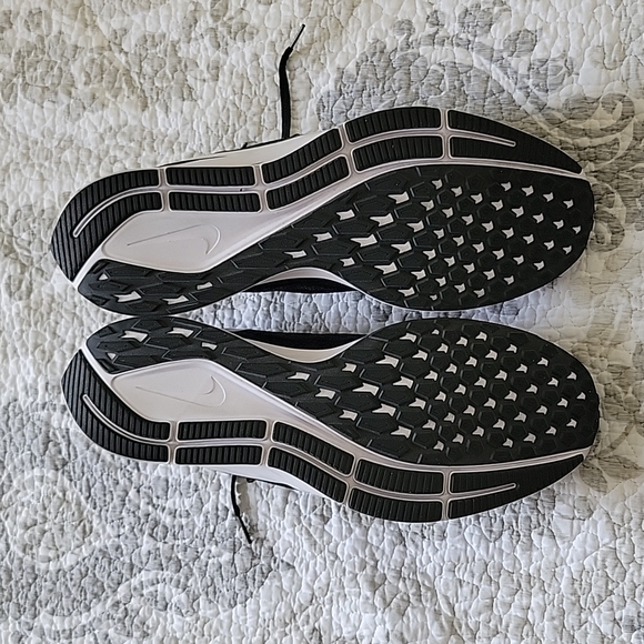 Nike Running Sneakers - Picture 5 of 9